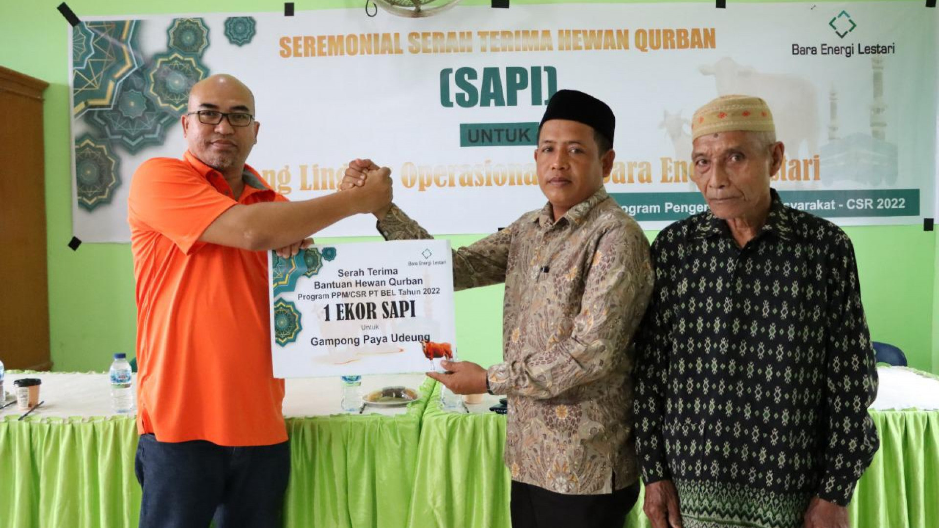 PT BEL Salurkan Hewan Qurban untuk Gampong Lokasi Izin Usaha Pertambangan